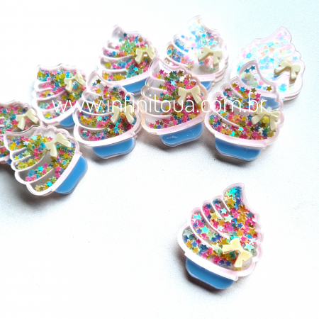 CUPCAKE COM LACINHO